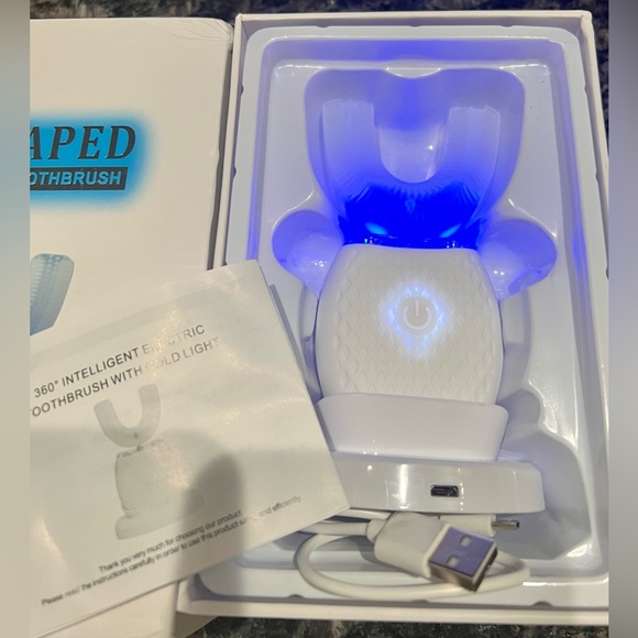 Other - GO SMILE ELECTRIC TOOTHBRUSH! Brand new in box